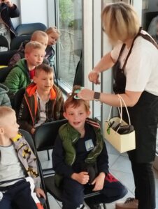 poznajemy zawody zajęcia dla przedszkolaków