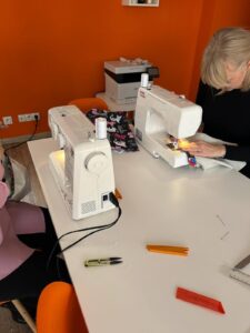 zajęcia z szycia na maszynie