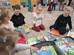 z wizytą w przedszkolu w Panience