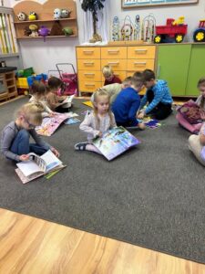 akcja książka w podróży