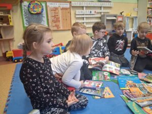 akcja książka w podróży