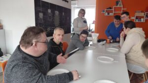 rozmowa uczestników