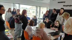 zdjęcie wszystkich uczestników spotkania